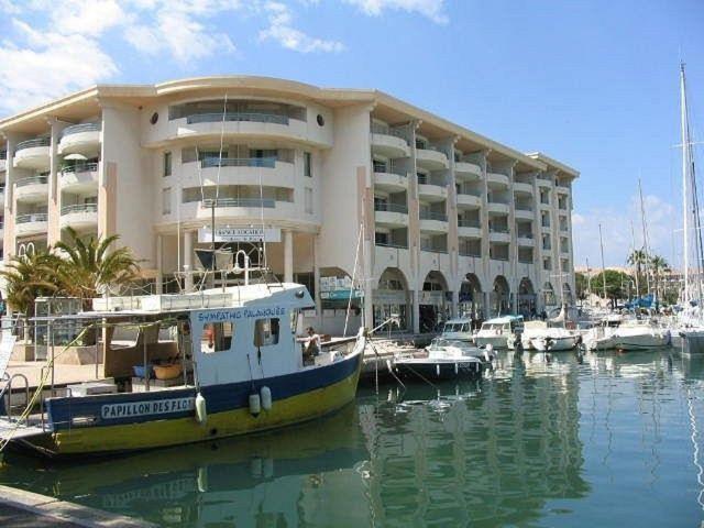 Residence Du Port - Borghese Fréjus Exterior photo